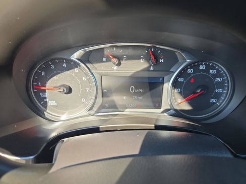 Used 2024 GMC Terrain SLT image 14