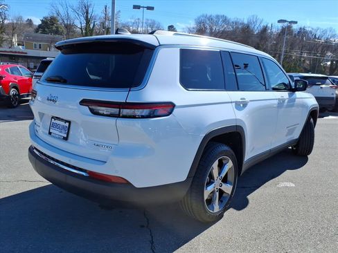 Used 2022 Jeep Grand Cherokee L Limited w/ Trailer Tow Group (B) image 4