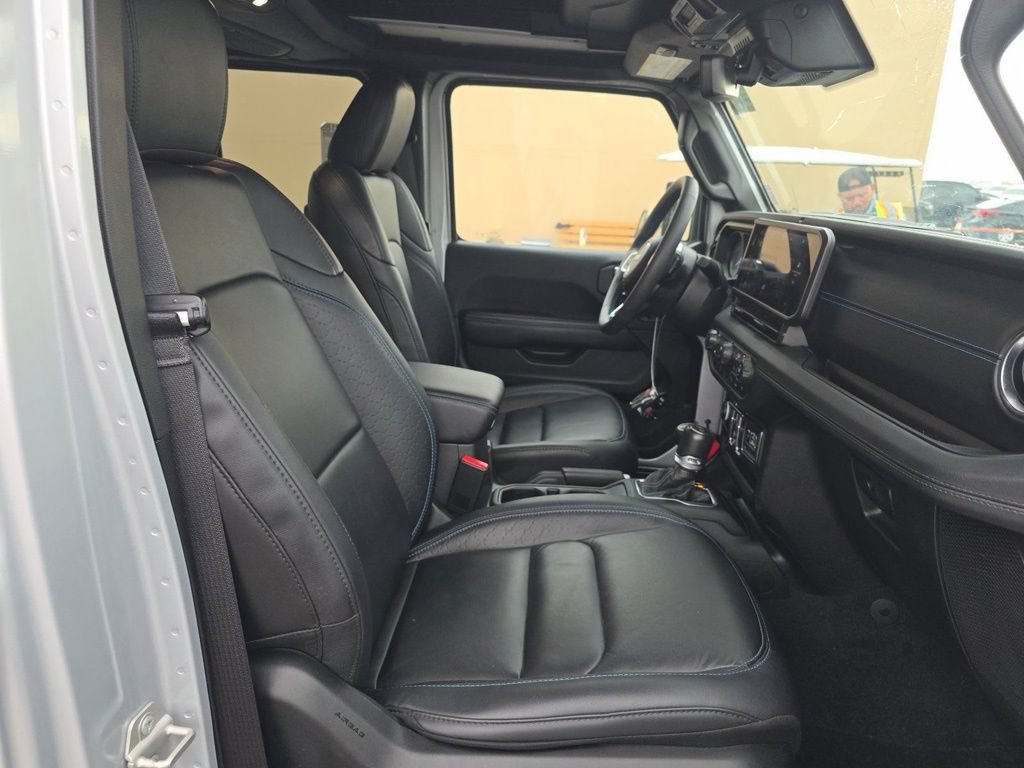 Used 2024 Jeep Wrangler High Altitude AWD/4WD image 10