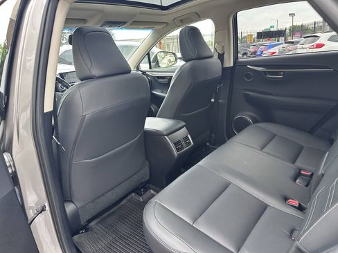 Used 2016 Lexus NX 300h AWD w/ Luxury Package image 40