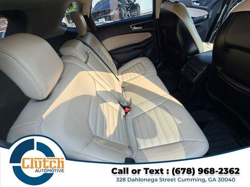 Used 2017 Ford Edge SEL w/ Equipment Group 201A AWD/4WD image 18