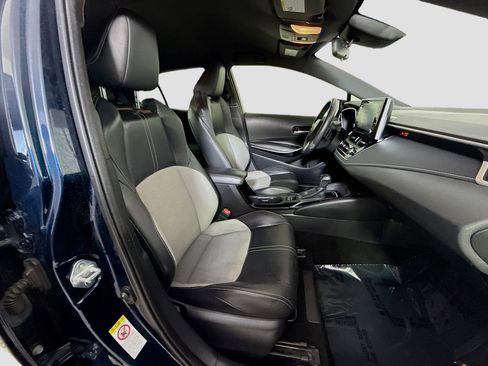Used 2019 Toyota Corolla XSE FWD image 29