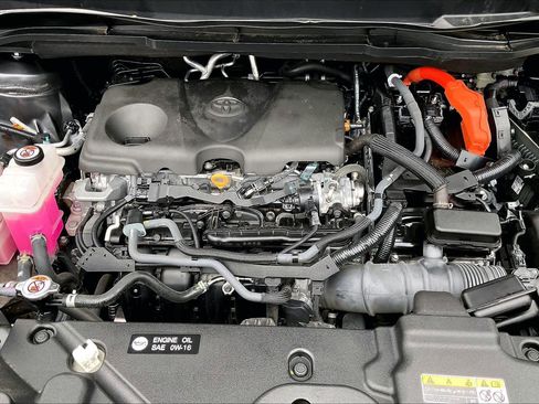 Used 2025 Toyota Sienna Platinum image 13