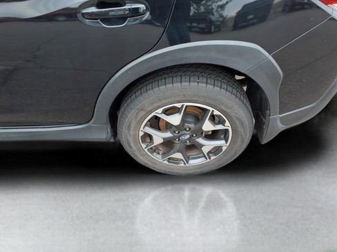 Used 2020 Subaru Crosstrek 2.0i Premium w/ Moonroof Package 2 image 21