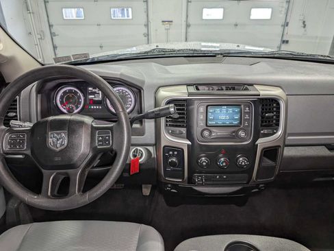 Used 2018 RAM 2500 SLT image 16