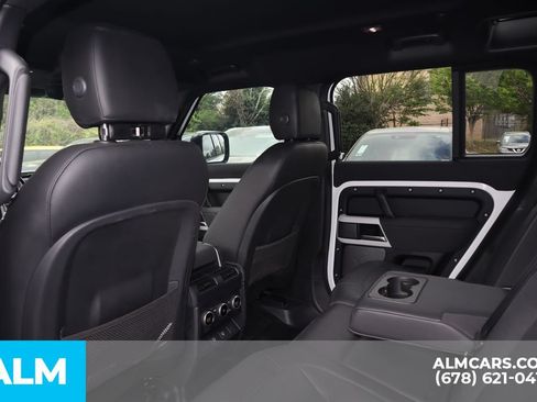 Used 2023 Land Rover Defender 110 S AWD/4WD image 17