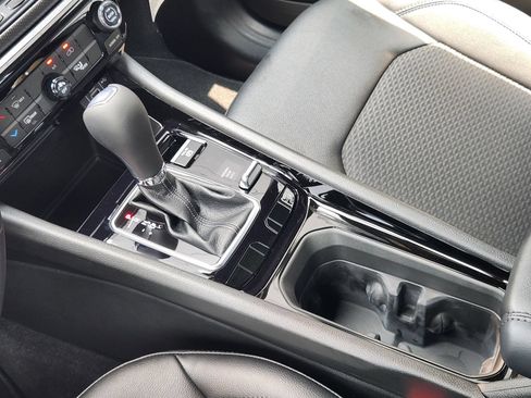 New 2026 Jeep Compass Latitude AWD/4WD image 19