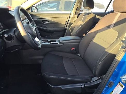 Used 2024 Nissan Sentra SV FWD image 6