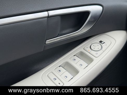 Used 2025 Hyundai Sonata SEL FWD image 19