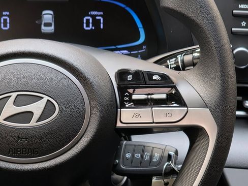 New 2026 Hyundai Elantra SE image 21