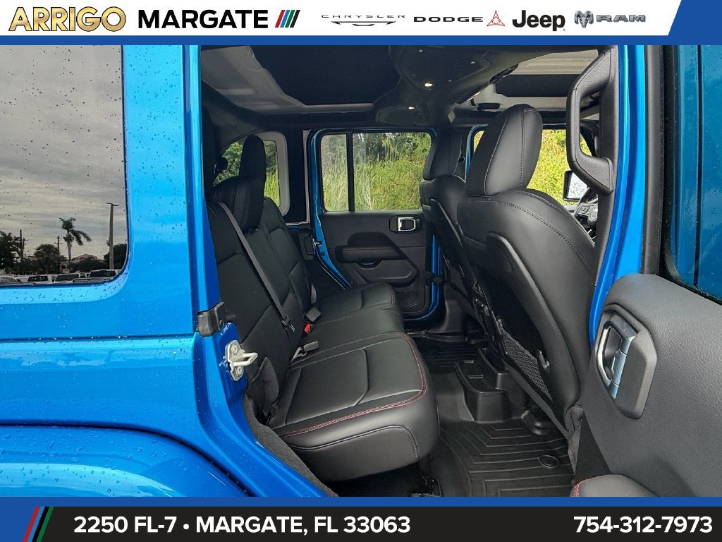 Certified 2024 Jeep Wrangler Unlimited Rubicon AWD/4WD image 16