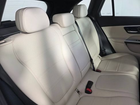 Certified 2024 Mercedes-Benz GLC 300 image 27