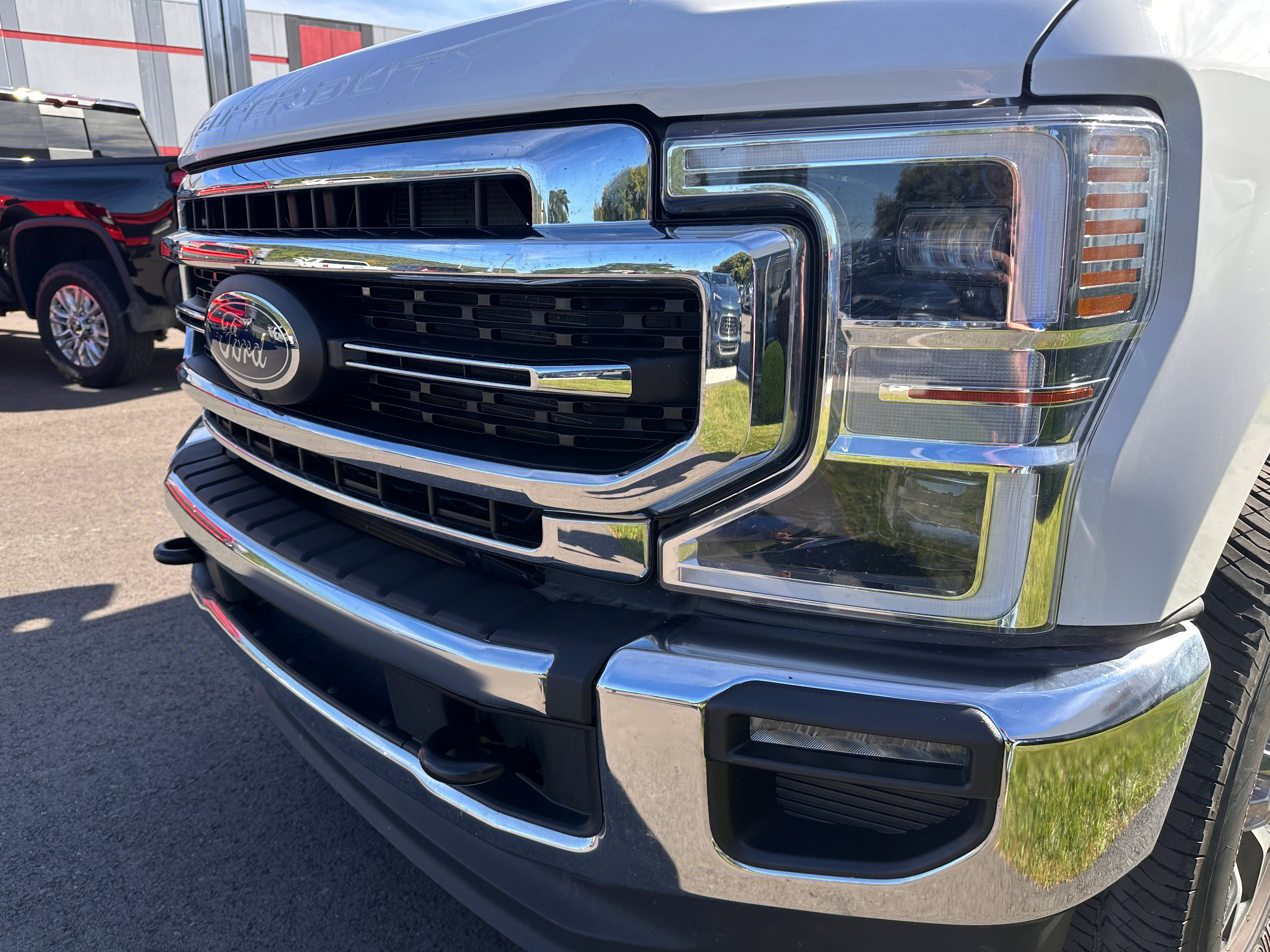 Used 2022 Ford F250 Lariat w/ Lariat Ultimate Package AWD/4WD image 10