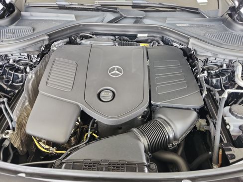 Used 2026 Mercedes-Benz GLC 300 image 23