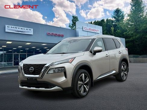 Used 2022 Nissan Rogue Platinum w/ Head-Up Display Package image 1