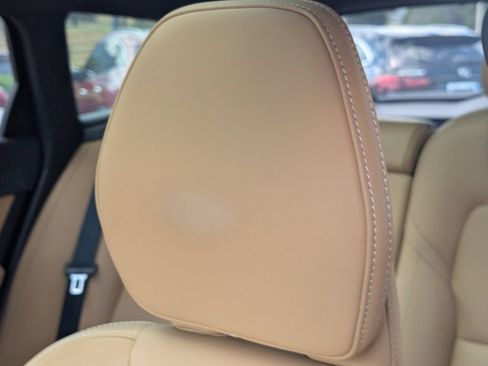 Used 2023 Volvo V90 B6 Cross Country Ultimate AWD/4WD image 12