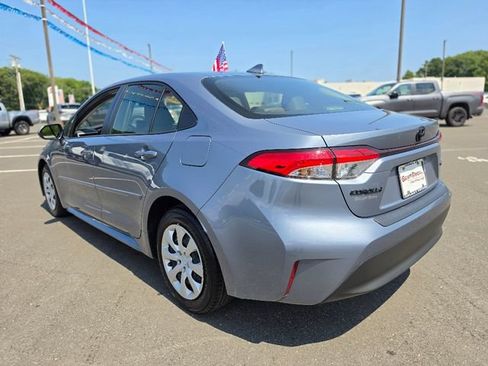 Used 2024 Toyota Corolla LE FWD image 5