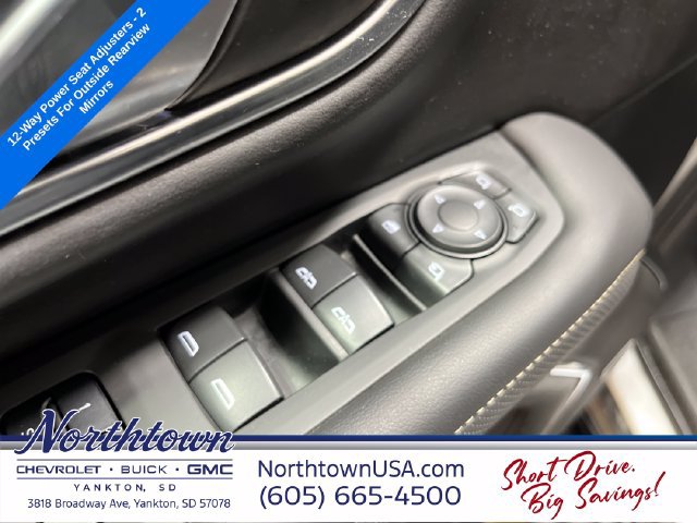 Used 2021 GMC Yukon XL SLT w/ Rear Media and Nav Package AWD/4WD image 12