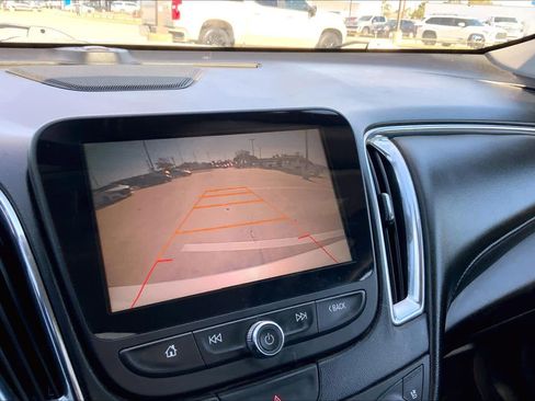 Used 2016 Chevrolet Malibu Premier w/ Driver Confidence Package image 29