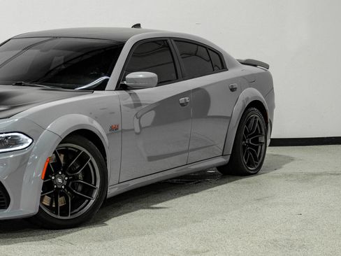Used 2021 Dodge Charger Scat Pack RWD image 13