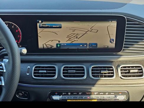 New 2026 Mercedes-Benz GLS 450 4MATIC image 37