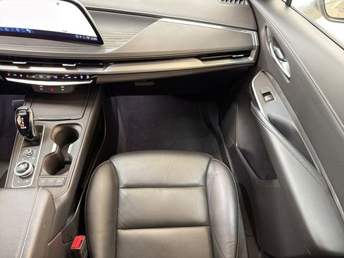 Used 2024 Cadillac XT4 Premium Luxury AWD/4WD image 27
