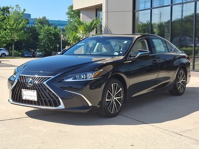Certified 2024 Lexus ES 350 w/ Premium Package