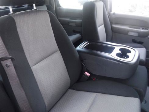 Used 2007 Chevrolet Silverado 1500 W/T RWD image 26