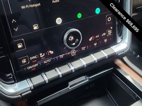 Used 2025 GMC Yukon XL Denali image 42