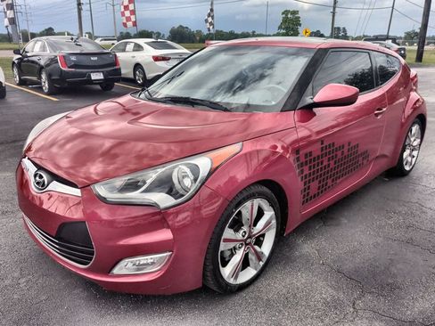 Used 2016 Hyundai Veloster w/ Option Group 02 FWD image 1