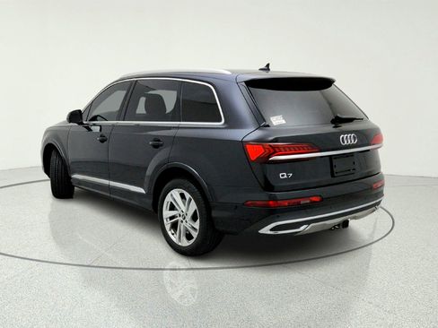 Used 2021 Audi Q7 3.0T Premium Plus w/ Premium Plus Package AWD/4WD image 12