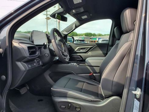 New 2026 Chevrolet Silverado EV LT image 8