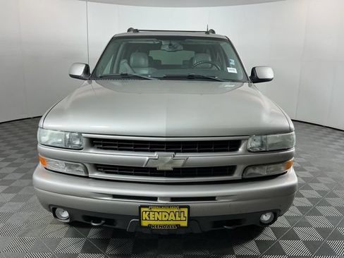 Used 2004 Chevrolet Suburban Z71 w/ Preferred Equipment Group AWD/4WD image 2