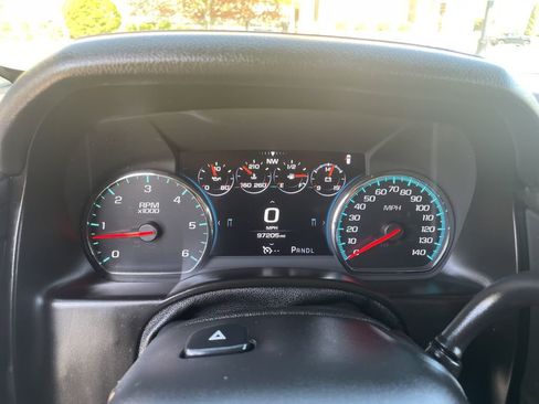 Used 2017 GMC Yukon XL Denali w/ Open Road Package AWD/4WD image 8