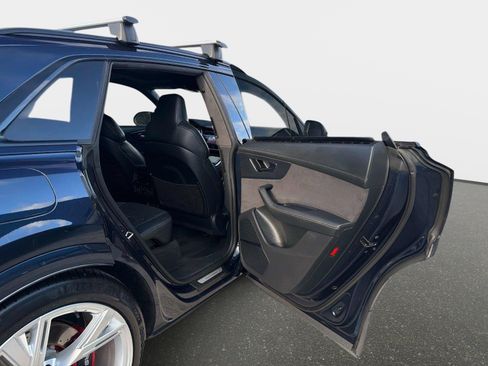 Used 2024 Audi RS Q8 AWD/4WD image 26