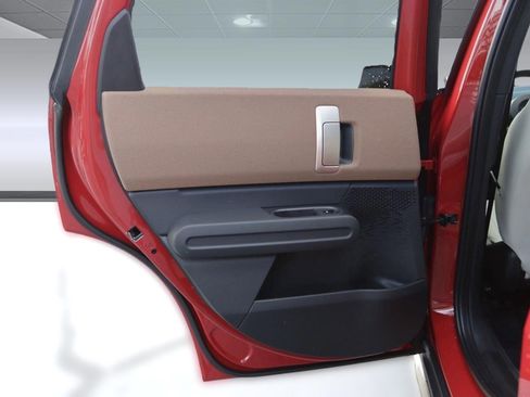 Used 2025 MINI Cooper Countryman S w/ Comfort Package Max image 20