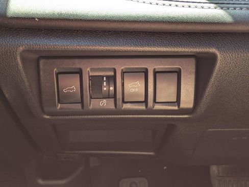 Used 2025 Subaru Outback Touring XT w/ Popular Package #2 AWD/4WD image 28