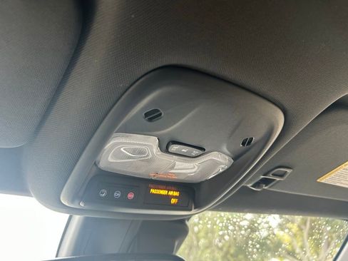 Used 2021 Chevrolet TrailBlazer RS w/ Technology Package image 53