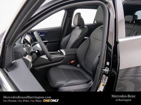 New 2026 Mercedes-Benz GLC 300 4MATIC image 16