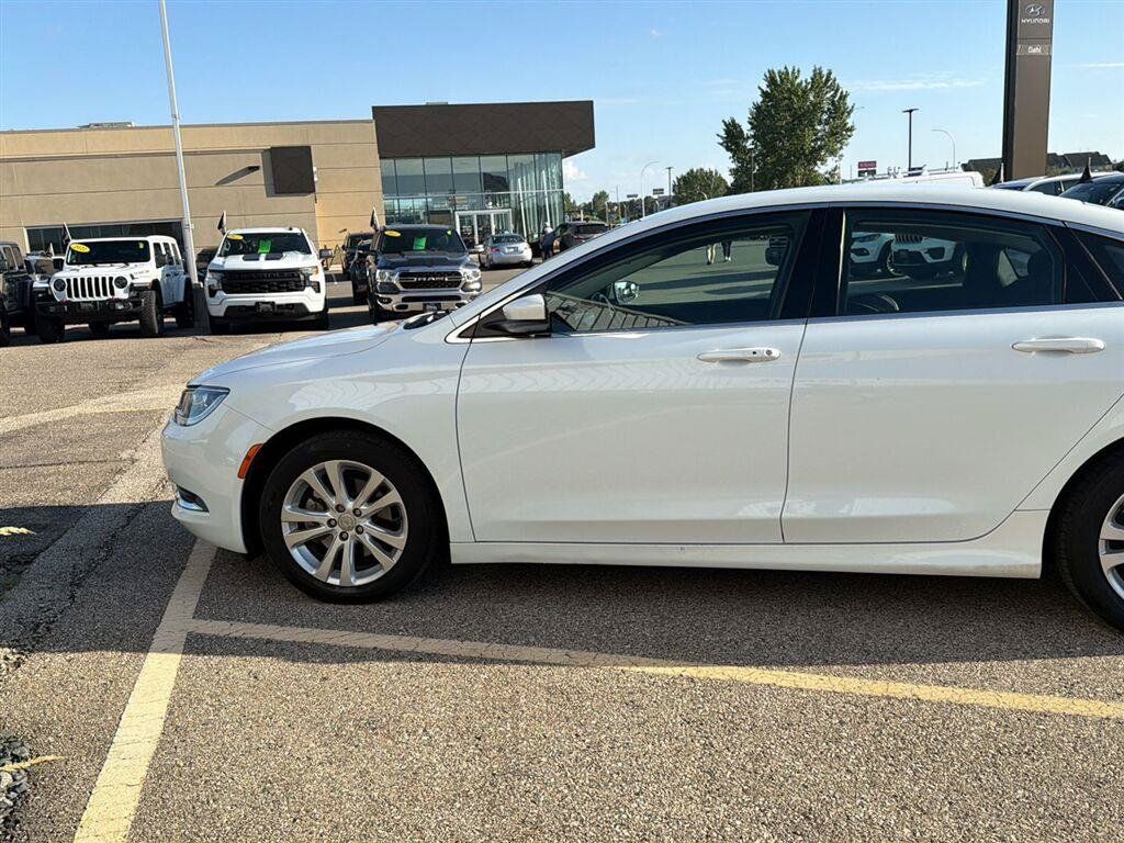 Used 2015 Chrysler 200 Limited w/ Convenience Group FWD image 13