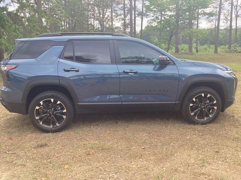 New 2026 Chevrolet Equinox RS w/ Safety and Technology Package FWD image 5