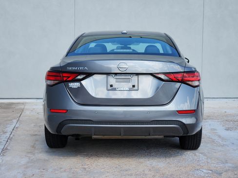 Used 2025 Nissan Sentra SV FWD image 7