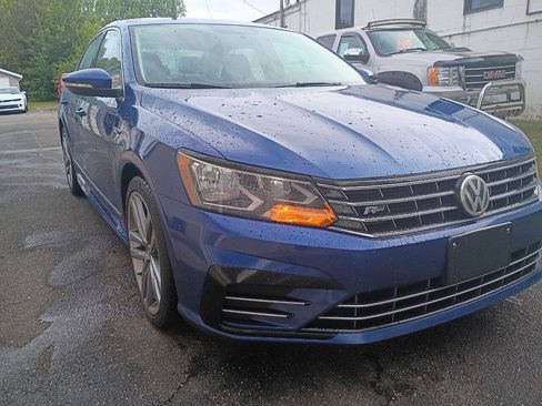 Used 2017 Volkswagen Passat 1.8T R-Line FWD image 4