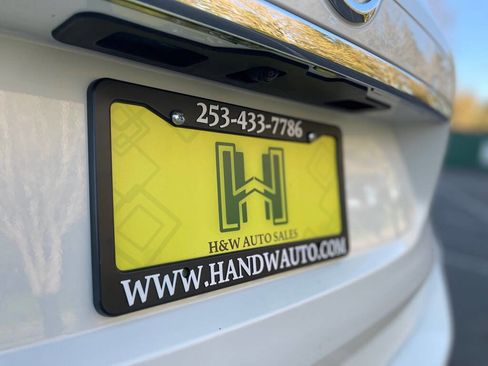Used 2020 Nissan Rogue S FWD image 16