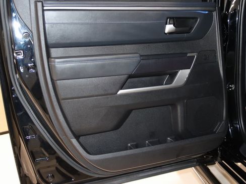 Used 2022 Toyota Tundra Platinum image 52