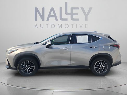 Used 2024 Lexus NX 250 FWD image 2