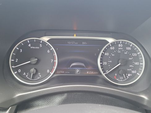 Used 2023 Nissan Sentra SV FWD image 12