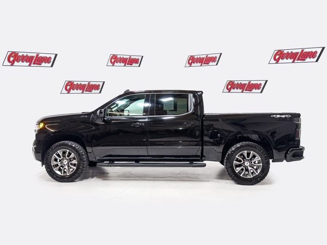 Used 2024 Chevrolet Silverado 1500 RST w/ LPO, Dark Essentials Package AWD/4WD image 4