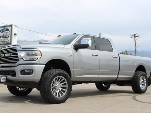 Used 2024 RAM 3500 Laramie AWD/4WD image 81