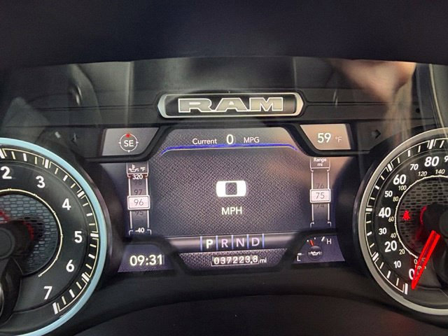 Used 2024 RAM 1500 Laramie AWD/4WD image 30